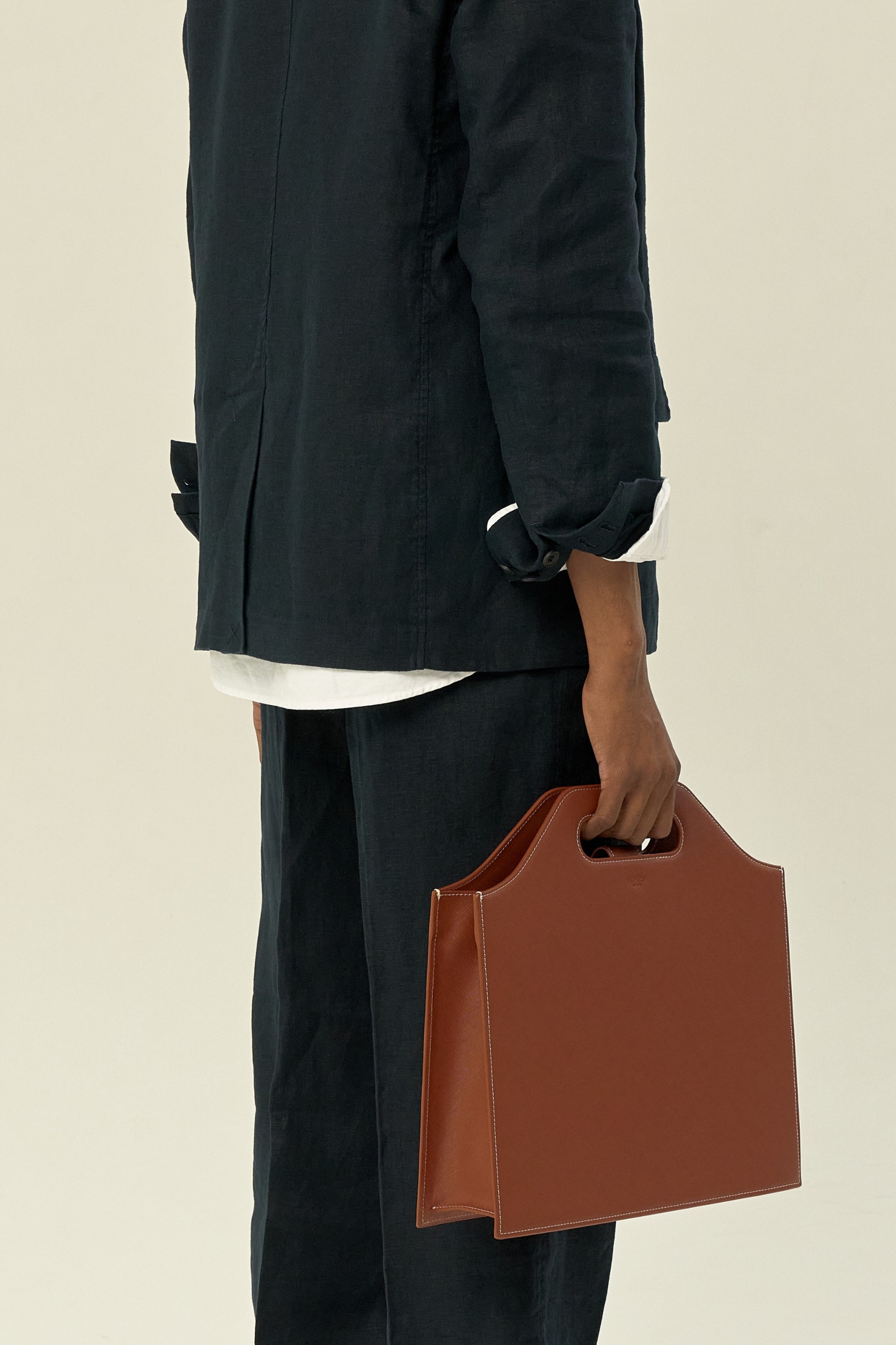 Solid briefcase regular (Brown)